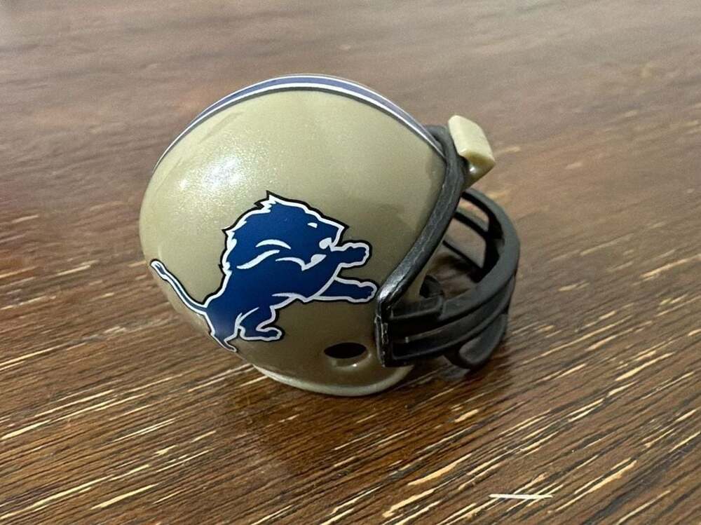 Detroit Lions Riddell NFL Pocket Pro Mini Helmet Throwback
